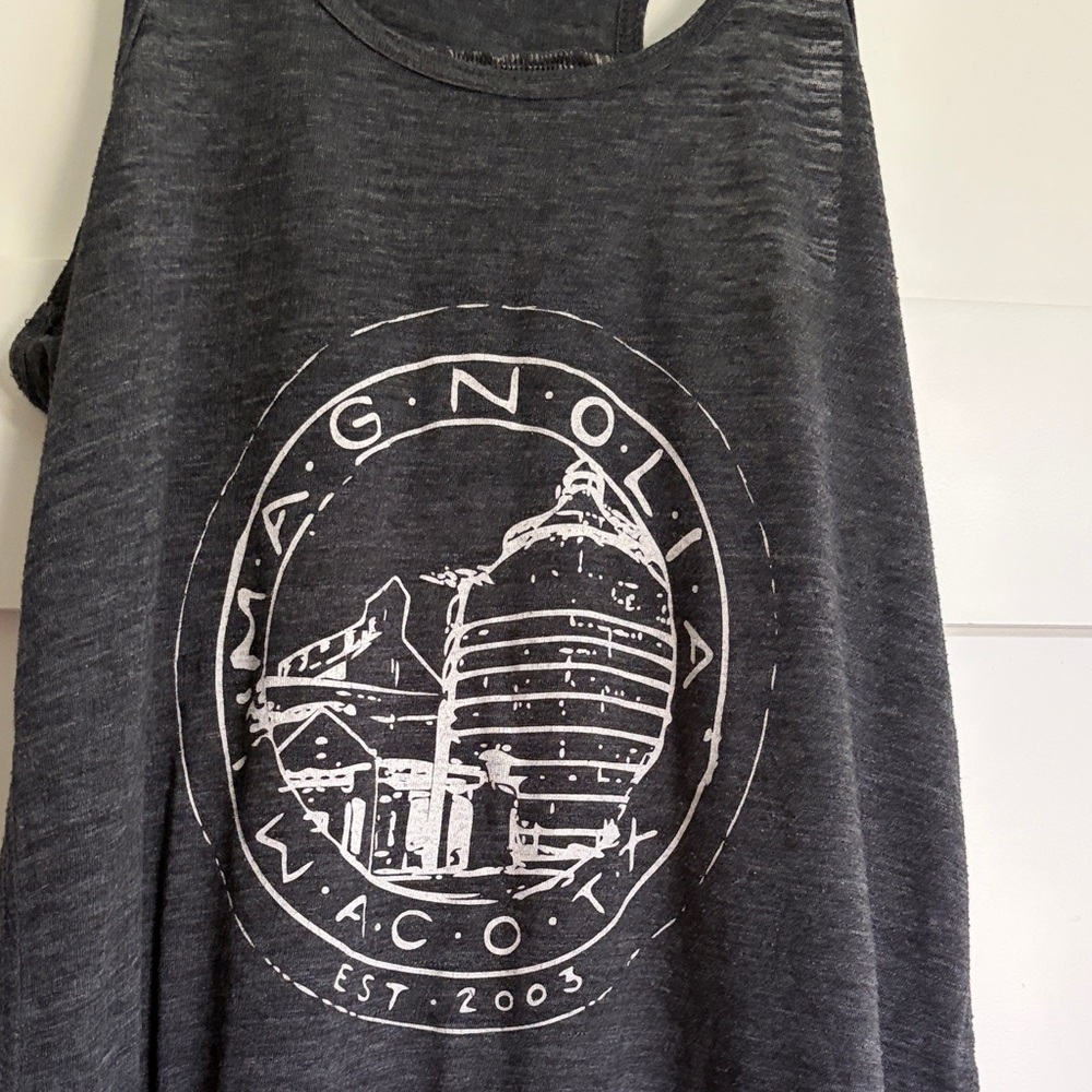 Magnolia medium tank top.